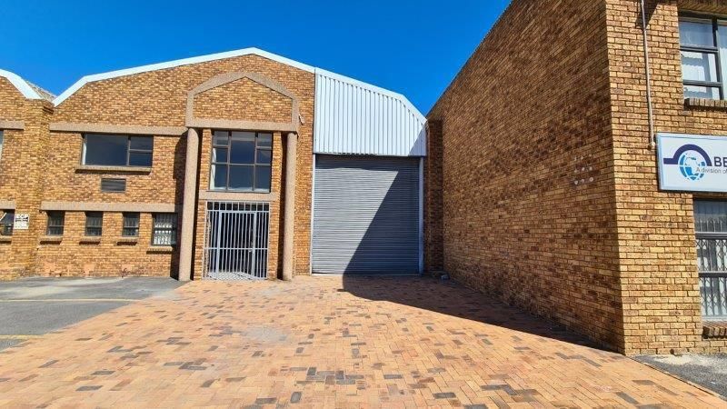 SECTIONAL TITLE UNIT AVAILABE TO LET IN KILLARNEY GARDENS