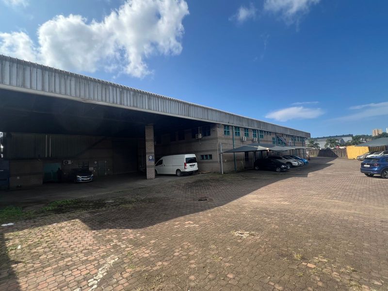 2846sqm warehouse to let in Springfield, Durban