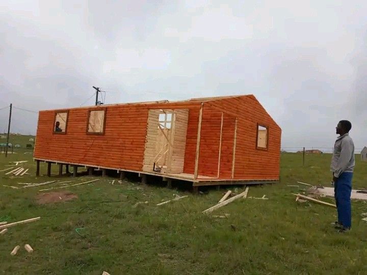 Wendy&#39;s houses for sell whthapp
