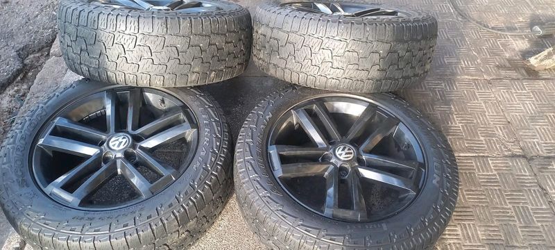 A set of 19inches original VW Amarok mags rim 5x120 PCD with 85% thread all-Terrain tyres