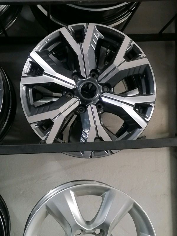 Isuzu DMX 18inch