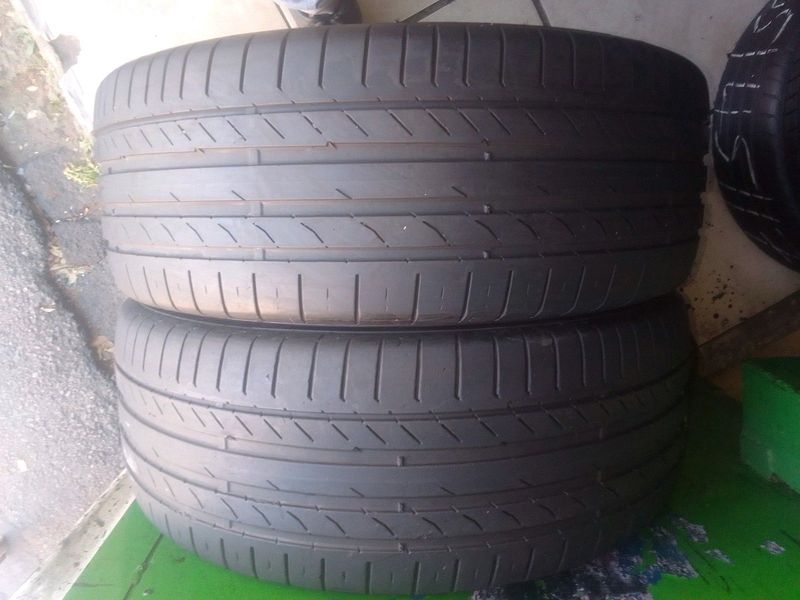 2 x 235/55/R18 CONTINENTAL NORMAL TYRES 90% TREAD LIFE CALL PAUL 0632489024