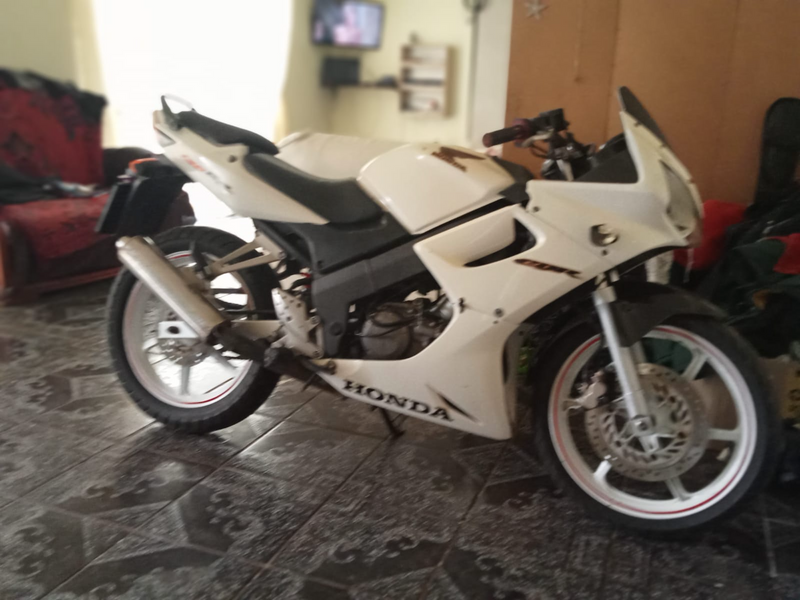 2006 Honda CBR