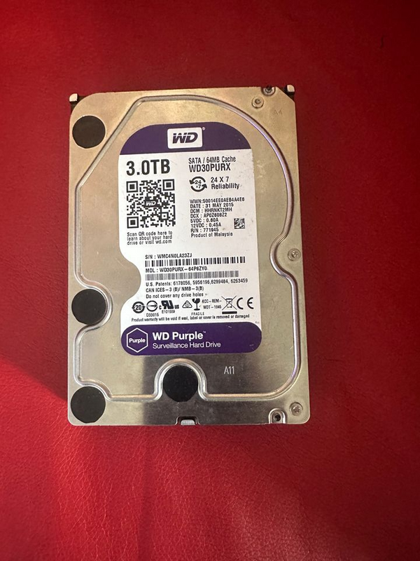 Dysk HDD WD Purple WD33PURX (3 TB 3.5&#34; 256 MB 5400 obr/min) USED FOR 1 MONTH OLD