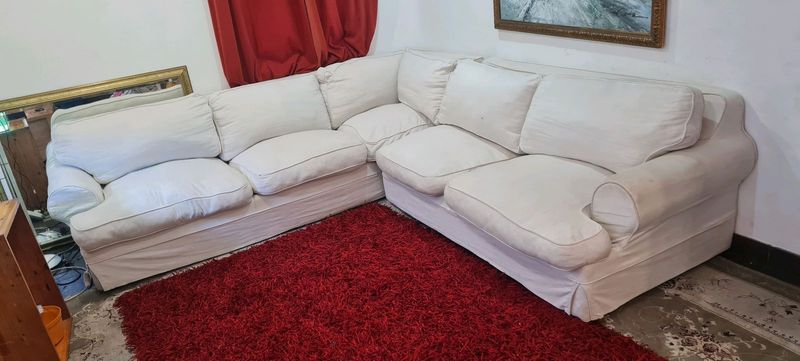 Coricraft corner couch, off white. 2.8m x 2.8m