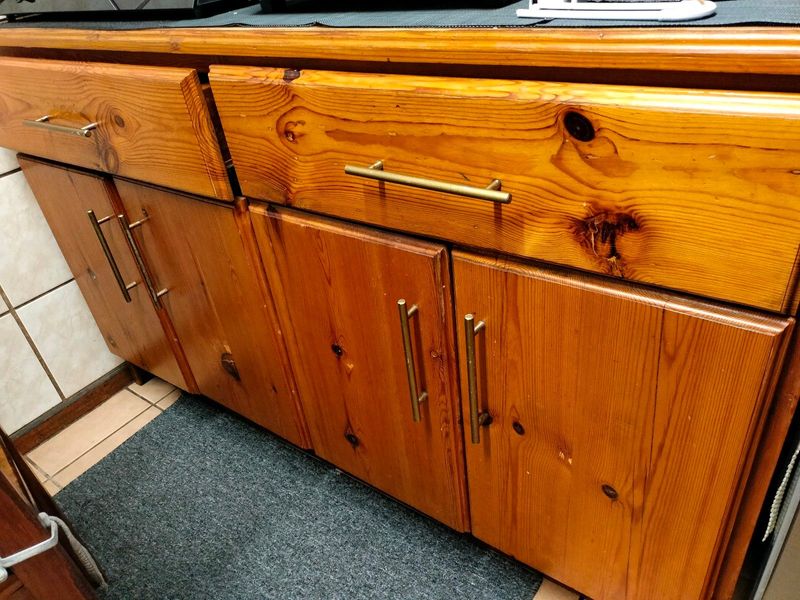 Cabinet used
