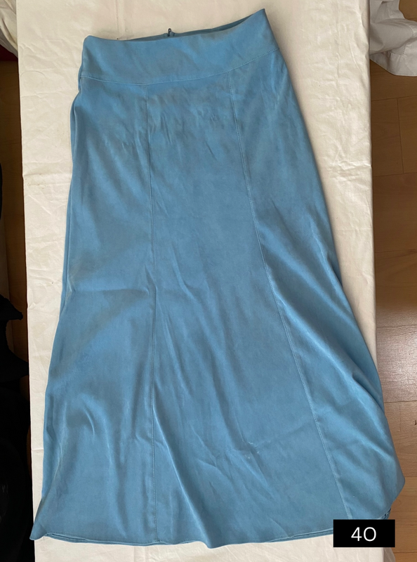 Woolworths blue long skirt, size 6, R60