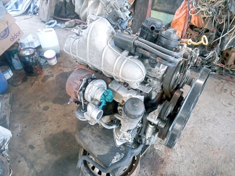 Vw crafter complete 2.5 engine. Engine code BJK.