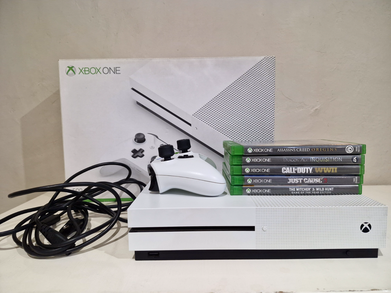 XBOX 1 500GB CASH ONLY
