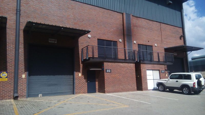 604m² Industrial To Let in Laser Park at R75.00 per m²