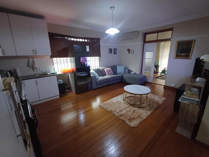 Acutts Berea are pleased to be sharing this new rental that is a large TWO-bedroom for R8700