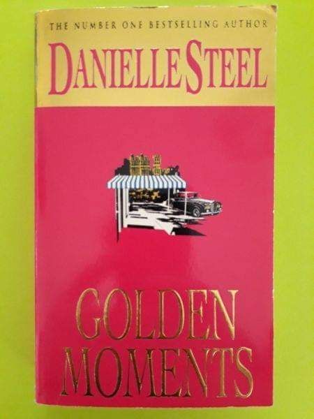 Golden Moments - Danielle Steel.