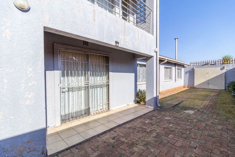 5 Bedroom house for sale in Lenasia South, Johannesburg