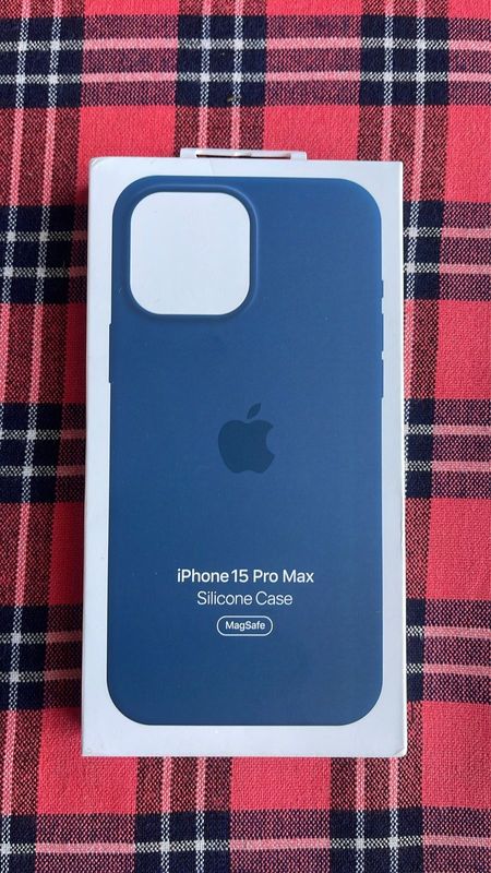 iPhone 15 Pro Max MagSafe Silicone Case - Storm Blue