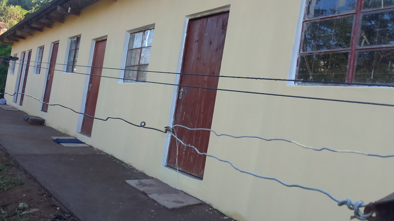 10 ROOM COTTAGE FOR SALE - MPOLA MARRIAN - HILL