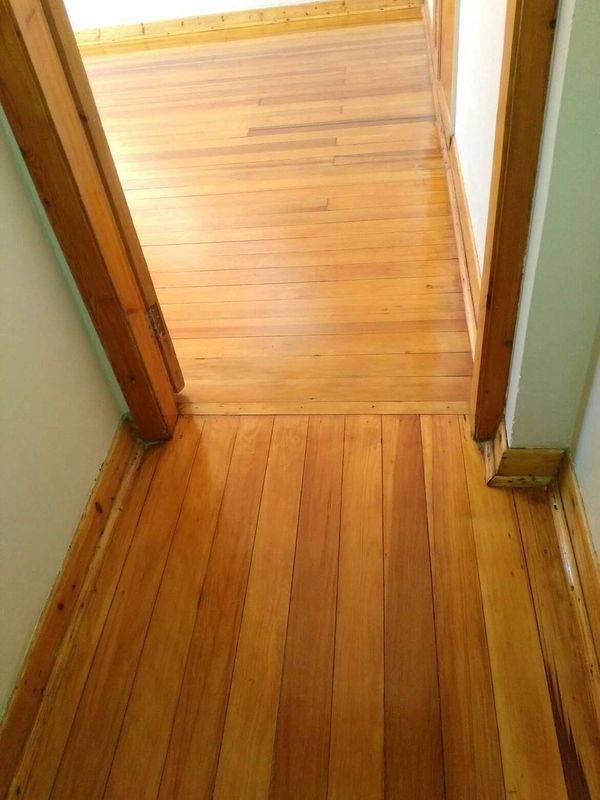 Wooden flooring sanding and sealing