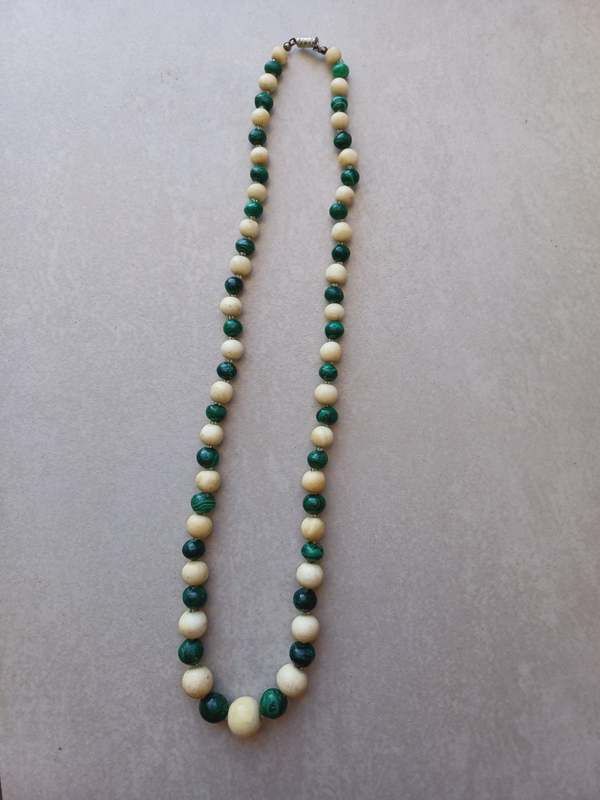 Vintage emerald necklace