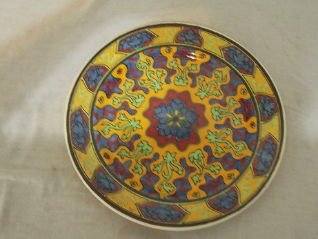 Stunning Royal Doulton Plate