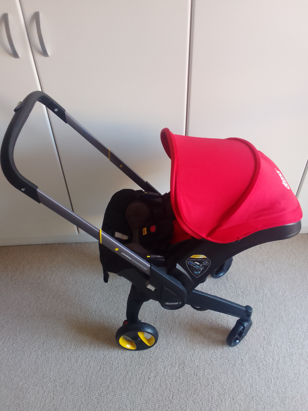 Doona Car Seat &amp; Stroller Flame Red