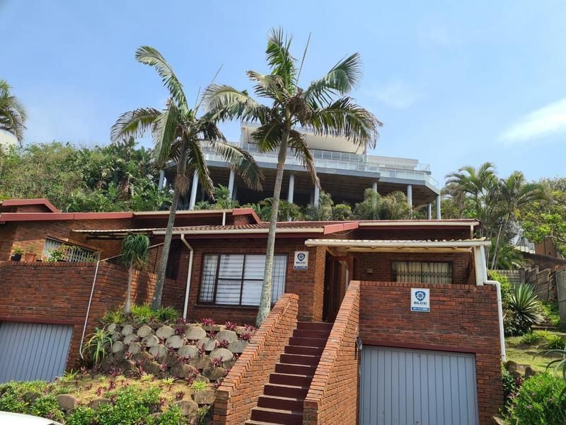 A beautiful apartment available for rent in the sought-after Umhlanga Central area.