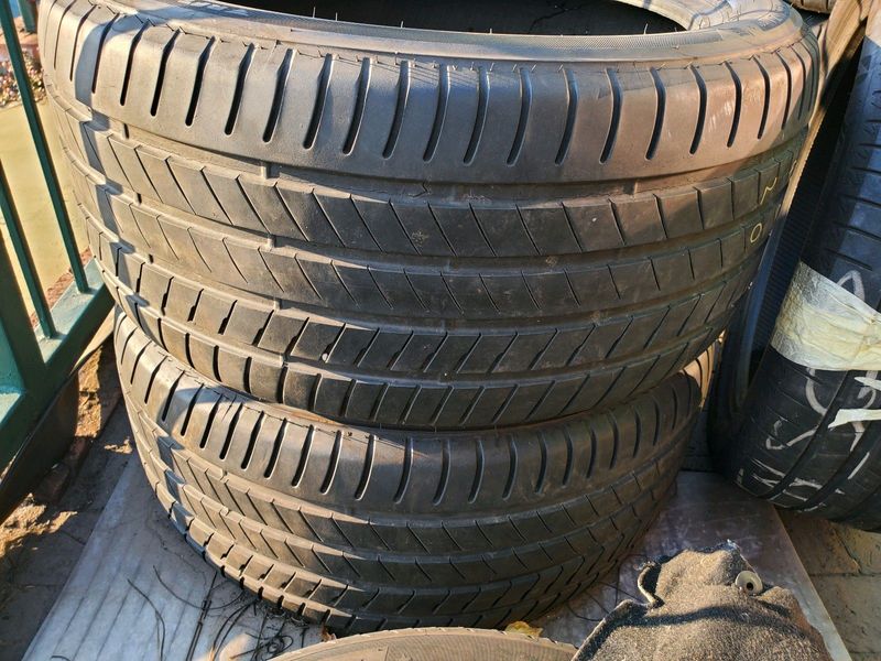 305 40 20 INCH TYRES