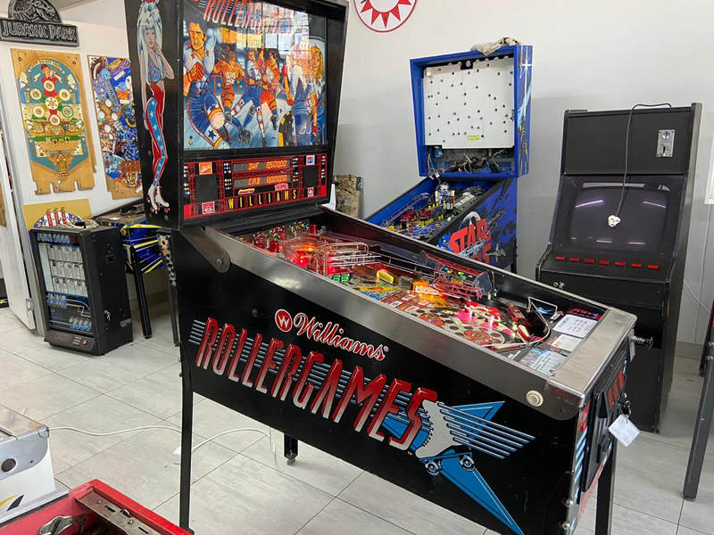 Rollergames Pinball Machine by Williams Pinball