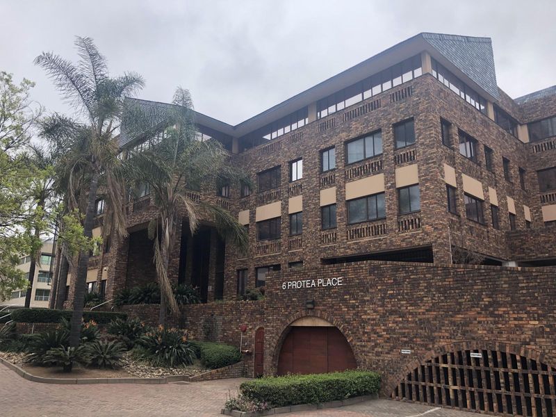 6145m² Commercial To Let in Sandton Central at R105.00 per m²