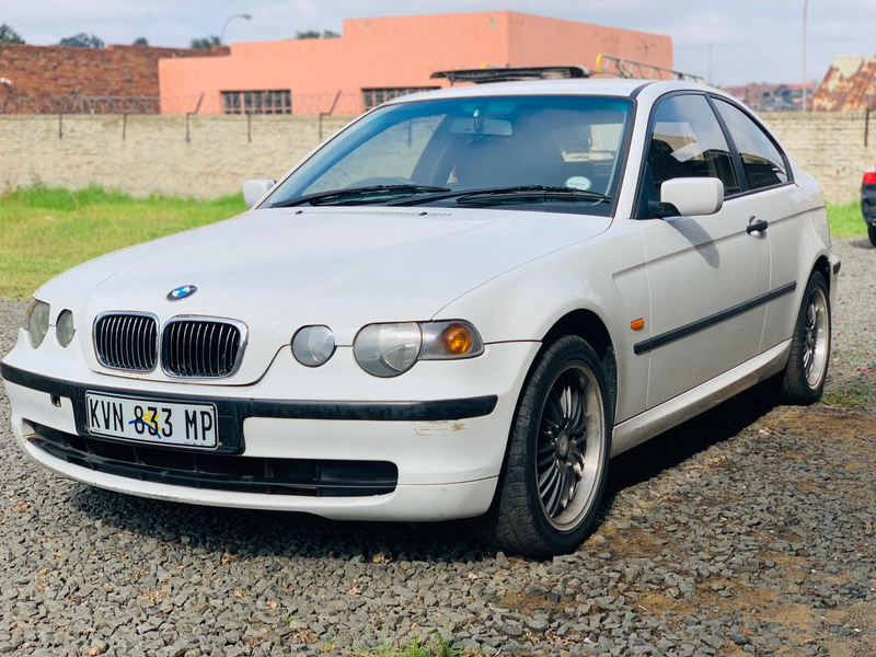 2003 BMW 318ti