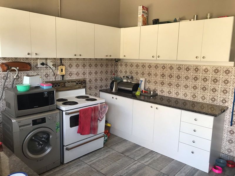 3 beds 1 bath House to rent in Hamberg