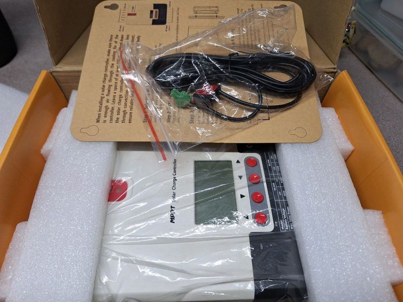 40 amp MPPT solar charge controller