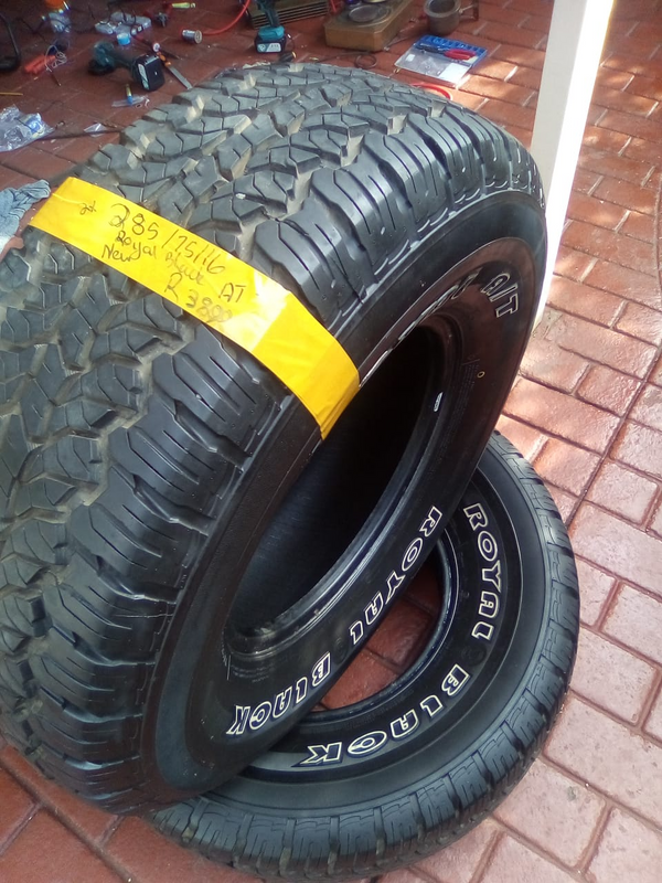 2xAs new Royal Black AT tyres 285/75/16 Cruiser and other