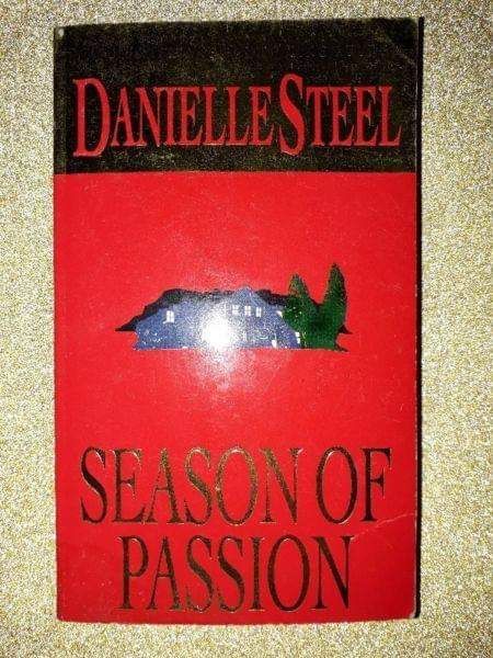 Season Of Passion - Danielle Steel.