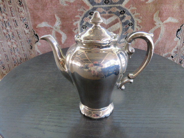 WMF on Heinrich porcelain coffee pot