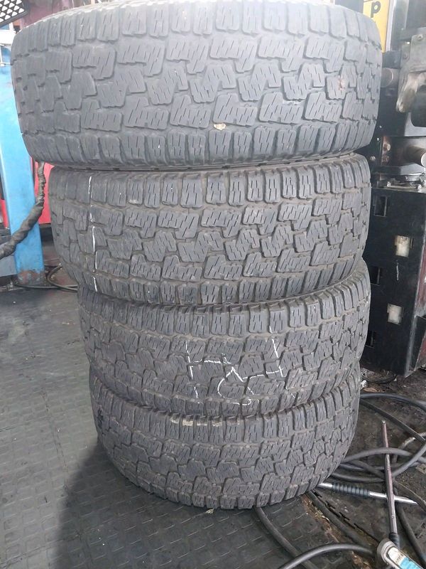 A clean set of 265 65 18 pirelli scorpion verde tyres with good treads available for sale