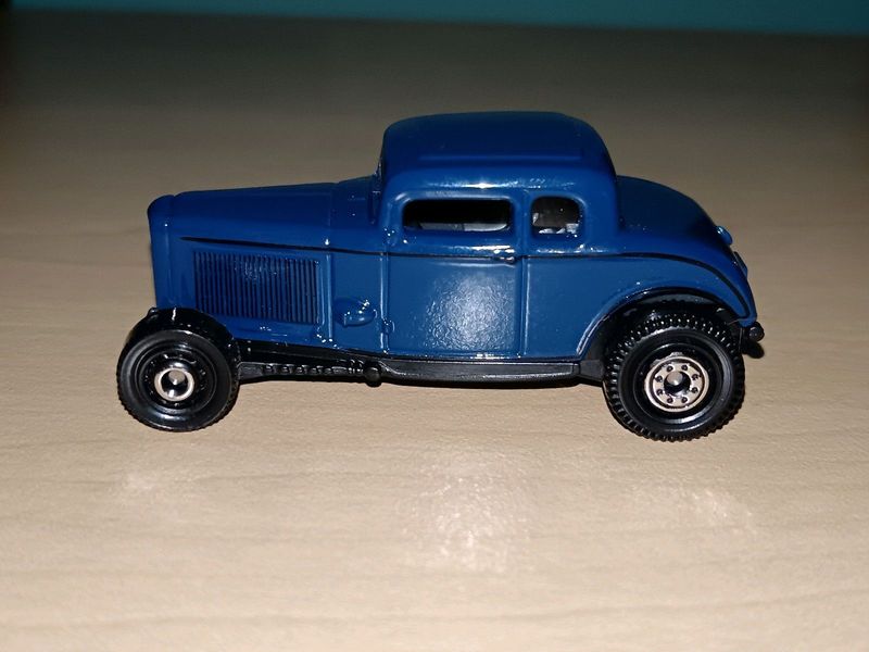1:64 1932 ford coupe model b matchbox