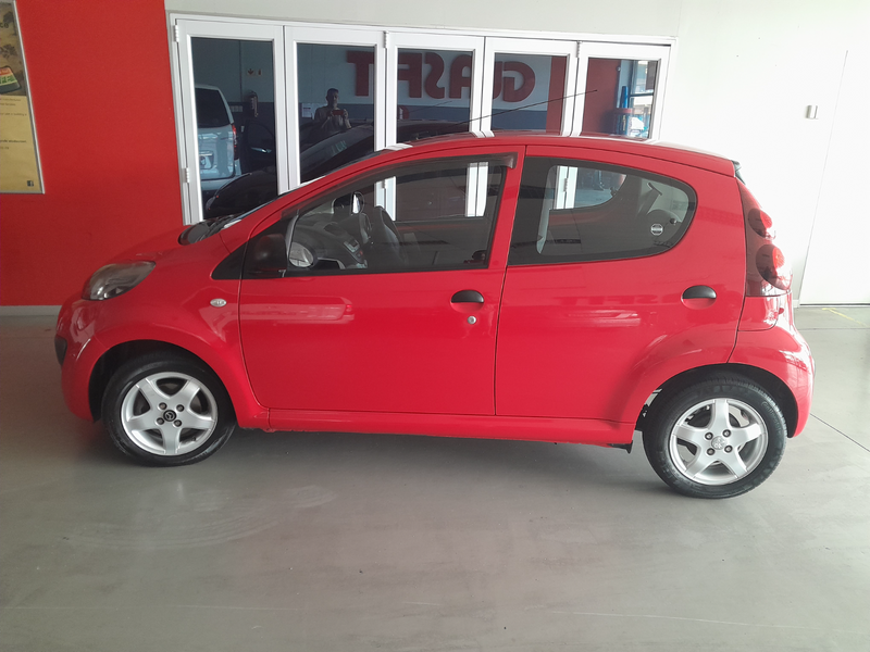 2013 Peugeot 107 only 55000kms