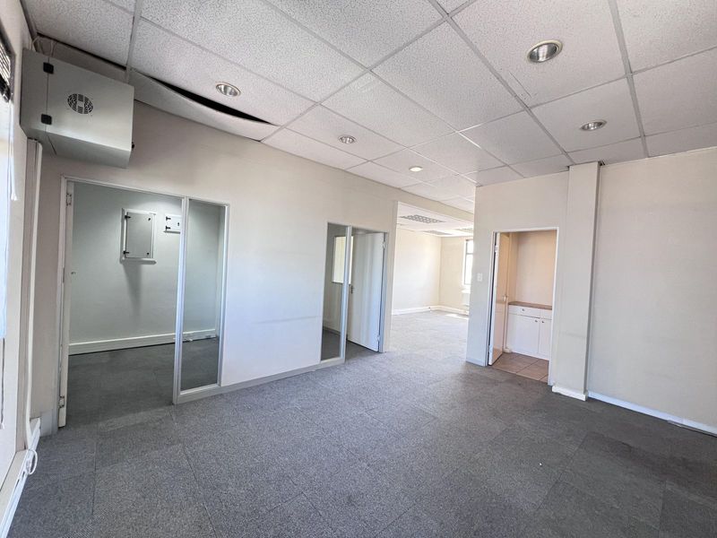 60m² Office To Let in Century City