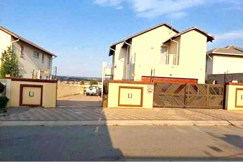 House To Rent in Blue Hills AH, Blue Hills, Midrand