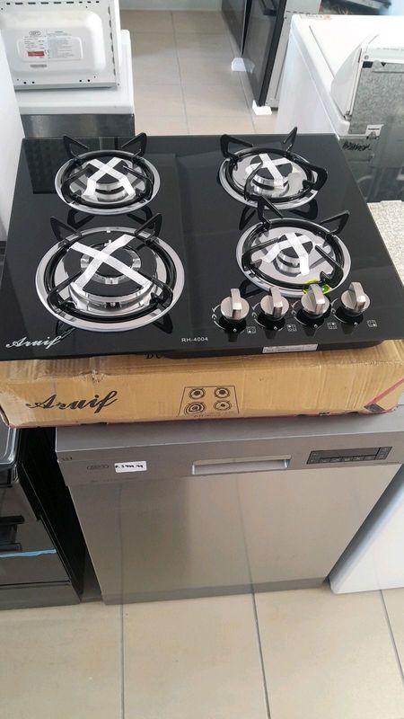 Brand new Four burner gas stove built-in
