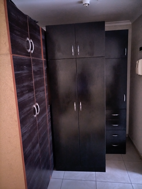 Wardrobes - Ad posted by Reshan Haripersad