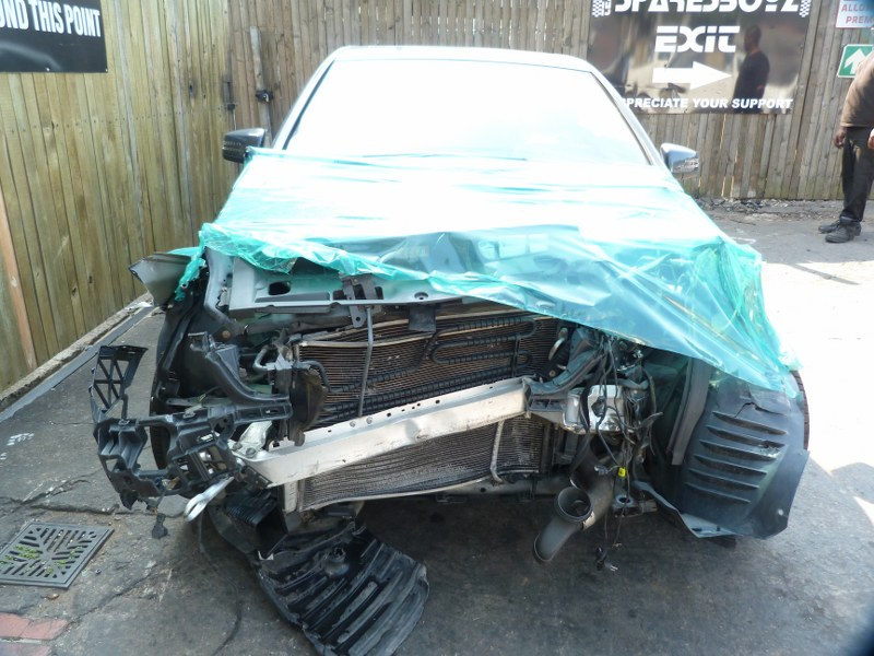 Mercedes C200 BE Avantgarde W204 AT Charcoal - 2014 STRIPPING FOR SPARES
