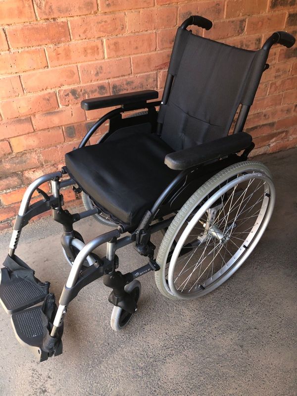 Manual wheelchair Breezy