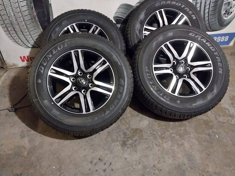 17inch Toyota Hilux/Fortuner original