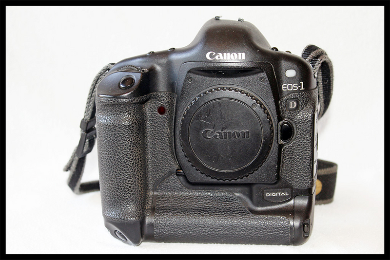 Canon EOS 1D - Body Only   ***UNTESTED***