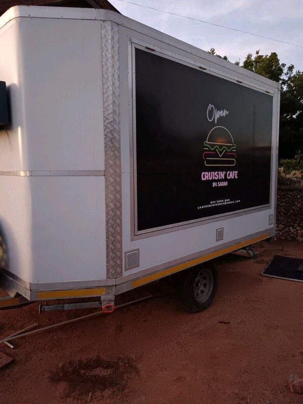 FULLY EQUIPED FOOD TRAILER ready to start businessR FOR SALE