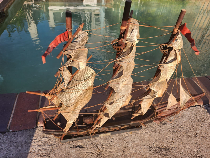 2 x Wooden Ship Models - Fragata Espanola