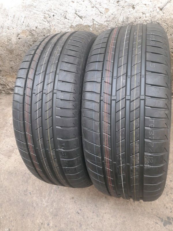 2x 225/45/R18 BRIDGESTONE TURANZA RUNFLAT TYRES CALL ZUMA 061_706_1663