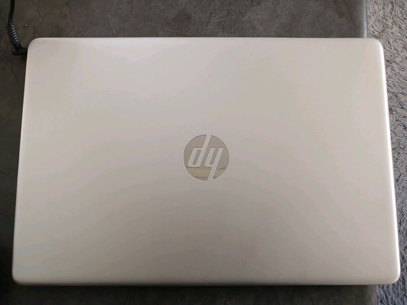 HP laptop 15s core i7 12th gen