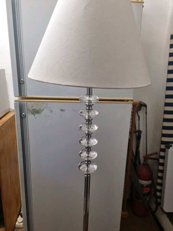 Floor standing lamp with shade