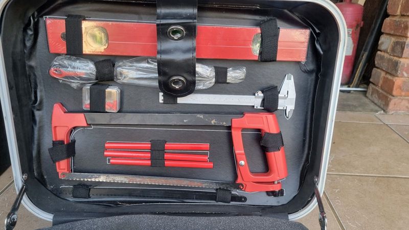 176 piece toolbox